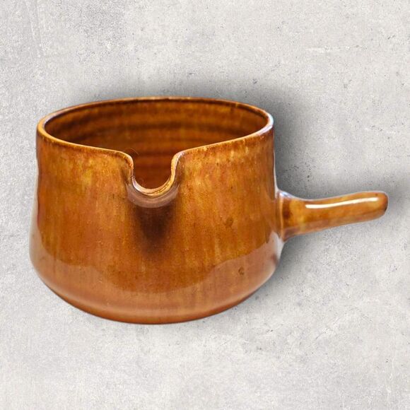 Vintage Studio Pottery Creamer Signed VS MCM Brown Glaze Handcrafted 3x2” - Picture 2 of 9